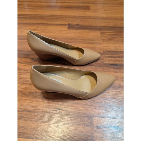 Franco Sarto Franke Leather Wedge Pumps- Size 7M- Beige/Tan - Picture 3 of 6